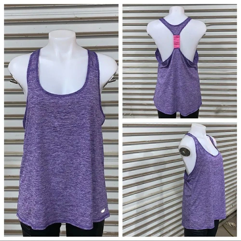 🛍️Avia workout top size XL.